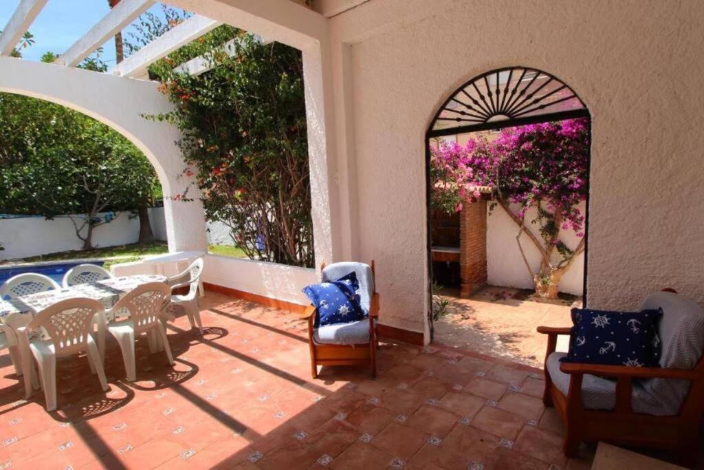 Chalet En Aguadulce Con Piscina Privada Eksteriør billede